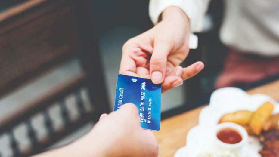 Pagesat me kartë u rritën me ritme të larta edhe në tremujorin e tretë